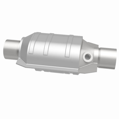 MagnaFlow Universal Catalytic Converter 2 W/Single O2 Boss