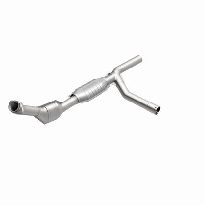 MagnaFlow Direct Fit Catalytic Converter 97-99 E-150/250 4.6L P/S