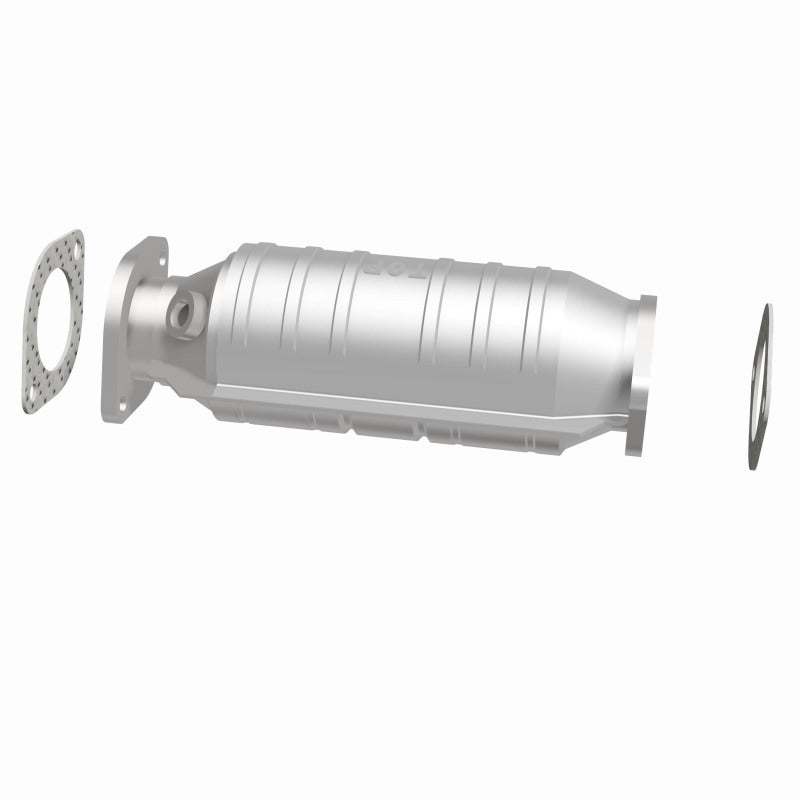 MagnaFlow Direct Fit Catalytic Converter 96-98 Nissan Altima 2.4L