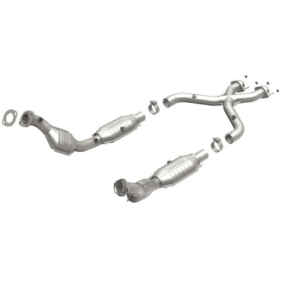 MagnaFlow Direct Fit Catalytic Converter 99-01 Mustang 4.6L 50S
