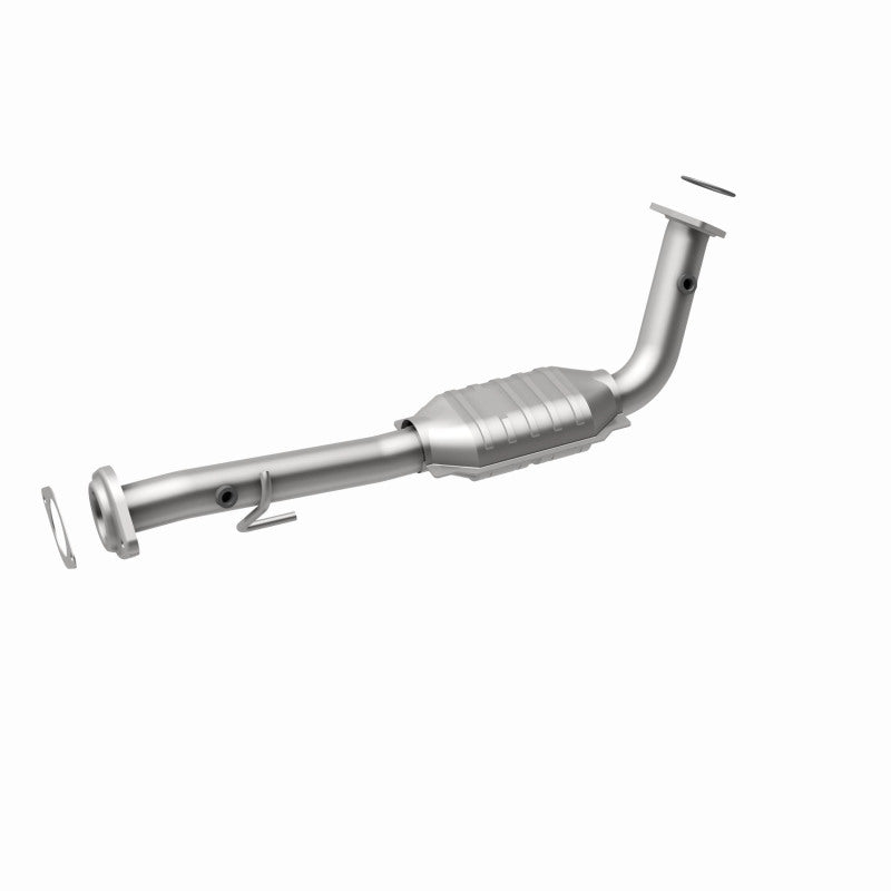 MagnaFlow Direct Fit Catalytic Conv 02-06 Cadillac Escalade / 02-06 GM Yukon (Inc Denali) 6.0L P/S
