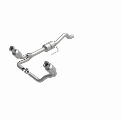 MagnaFlow Direct Fit Catalytic Converter 00-03 Durango 4WD 4.7L