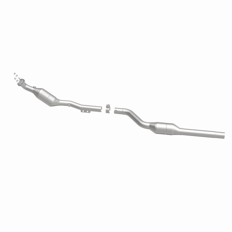 MagnaFlow Direct Fit Catalytic Converter 01-02 Mercedes E430 Passenger Side CA