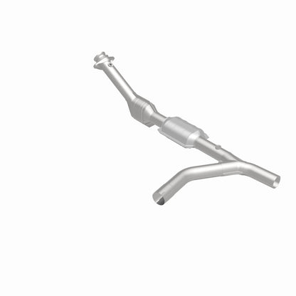MagnaFlow Direct Fit Catalytic Converter 00-04 Ford E150 4.6L P/S