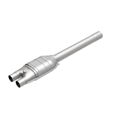 MagnaFlow Direct Fit Catalytic Converter 93-97 Chrysler 3.5L Rear Co