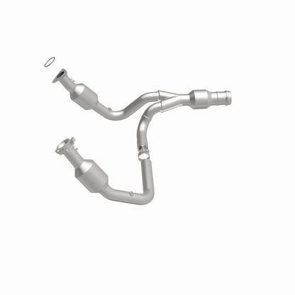 MagnaFlow Direct Fit Catalytic Converter 2015 GMC Yukon XL V8 6.2L