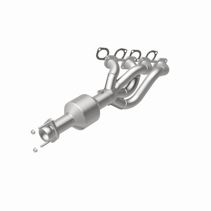 MagnaFlow Direct Fit Catalytic Converter 04-05 BMW 545I 4.4L P/S