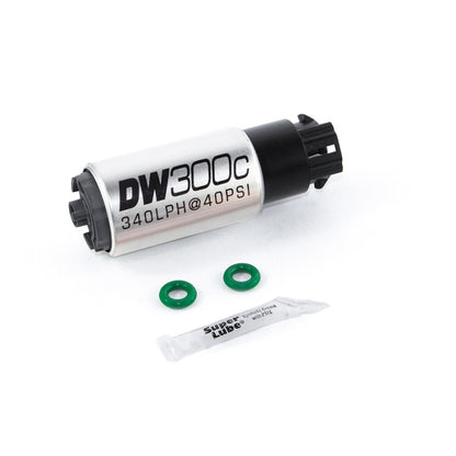 Bomba de combustible compacta DeatschWerks DeatschWerks 340lph DW300C con kit de configuración GTR 08-12 (se requieren 2)