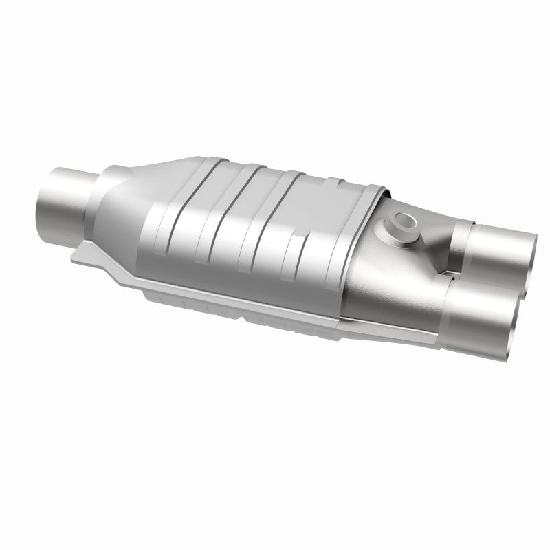MagnaFlow Universal Catalytic Converter 2/3 D/S Single O2 Boss