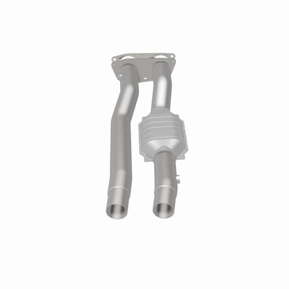 MagnaFlow Direct Fit Catalytic Converter 96-97 7.4L 3500 Truck Rear
