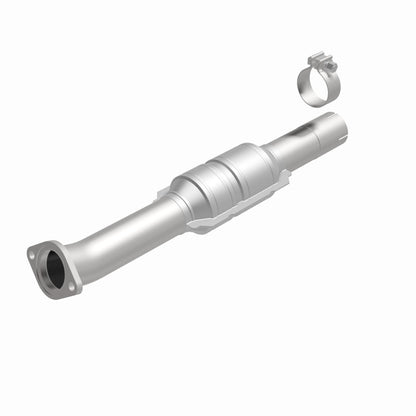 MagnaFlow Direct Fit Catalytic Converter 2010-2012 VENZA 2.7L Underbody