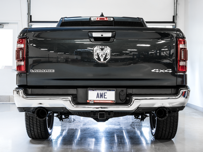 AWE Tuning 19-21 RAM 1500 5,7L (com recortes) 0FG Saída traseira dupla Cat-Back Exaustão - Diamond Black Tips