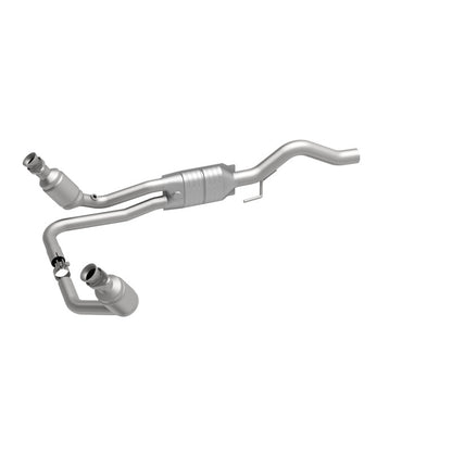 MagnaFlow Direct Fit Catalytic Converter 00-03 Dakota 4.7L