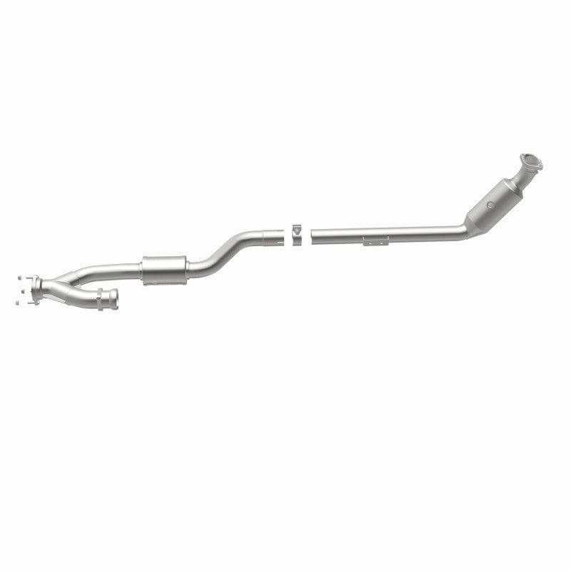 MagnaFlow Direct Fit Catalytic Converter 06-07 Mercedes C230 2.5L Driver Side