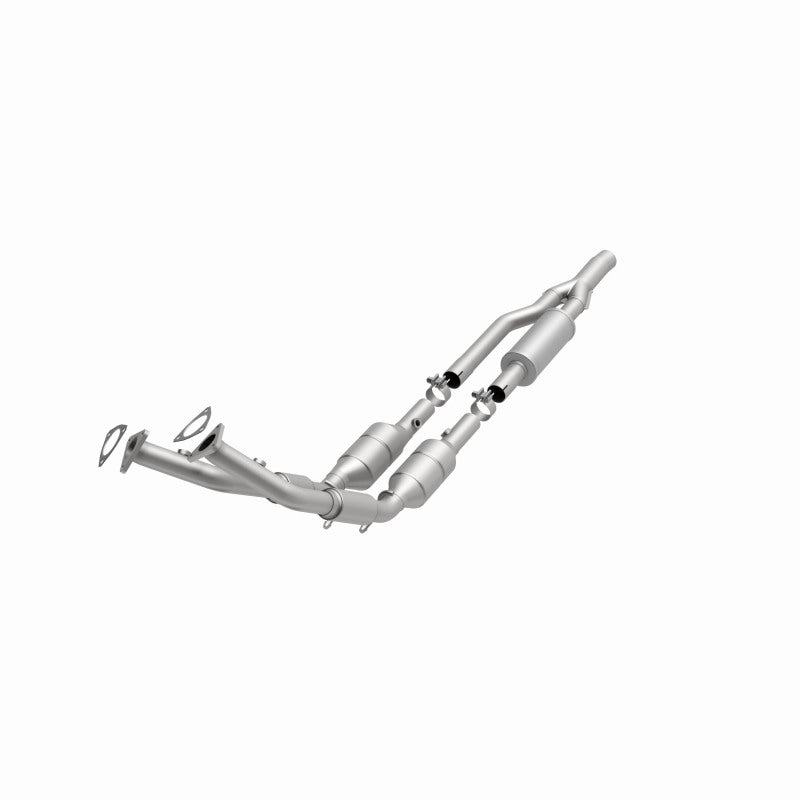 MagnaFlow Direct Fit Catalytic Converter TT QUATTRO-08 3.2L OEM