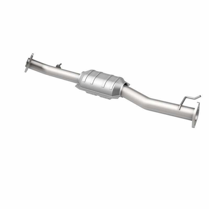 MagnaFlow Direct Fit Catalytic Converter 98-00 Toyota RAV4 2.0L