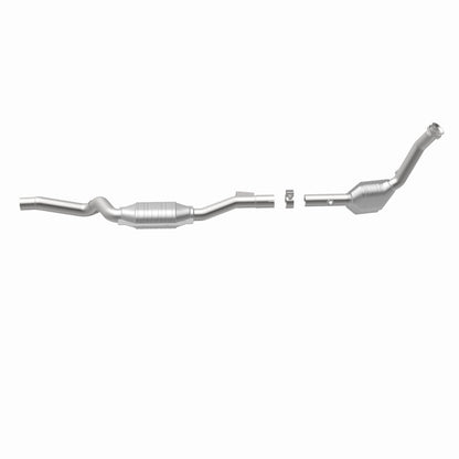 MagnaFlow Direct Fit Catalytic Converter 2003 ML350 3.7L Underbody
