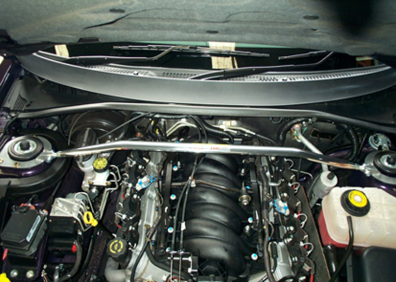 Whiteline 04-06 Pontiac GTO VY Braçadeira frontal ajustável