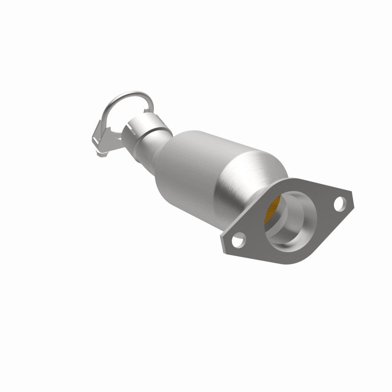 MagnaFlow Direct Fit Catalytic Converter 12-16 Toyota Prius C 1.5L