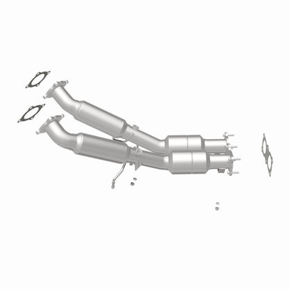 MagnaFlow Direct Fit Catalytic Converter 2008-2012 LR2 3.2 L Underbody