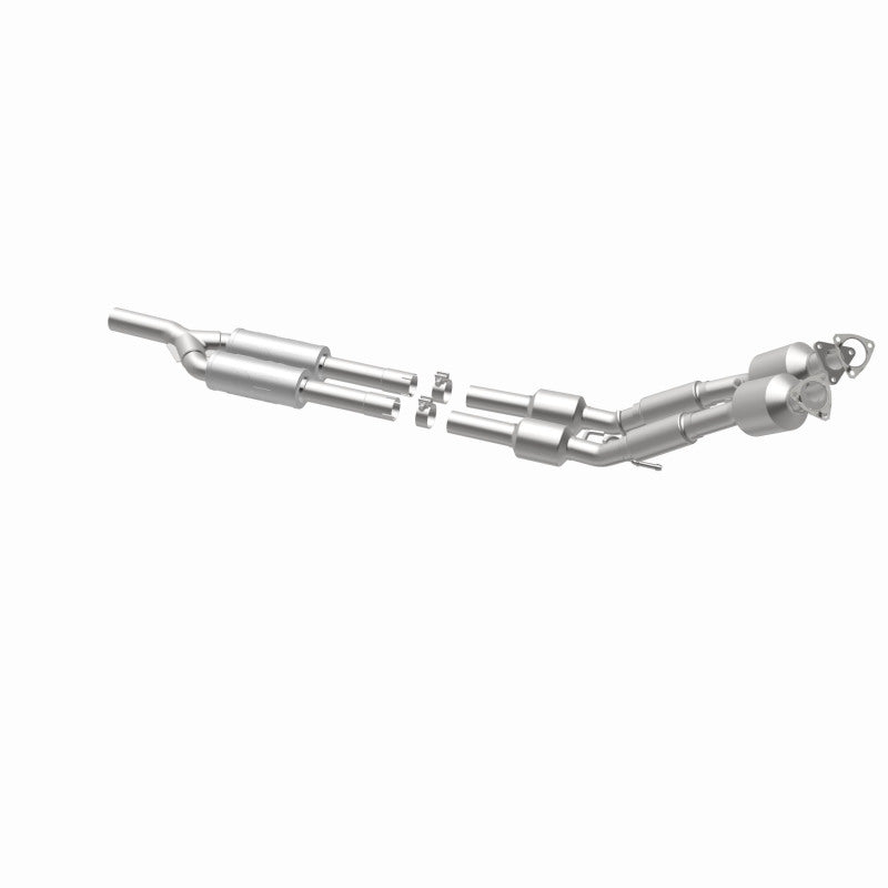 MagnaFlow Direct Fit Catalytic Converter 2012-2015 Passat (B7) 3.6L V6 OEM Grade