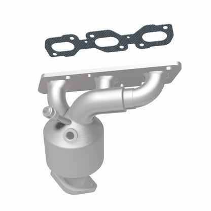 MagnaFlow Direct Fit Catalytic Converter 00-01 Mazda MPV 2.5L Manifold