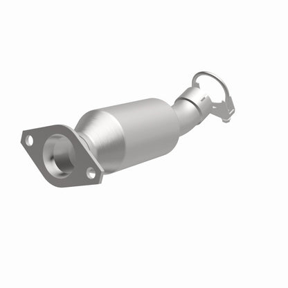 MagnaFlow Direct Fit Catalytic Converter 12-16 Toyota Prius C 1.5L