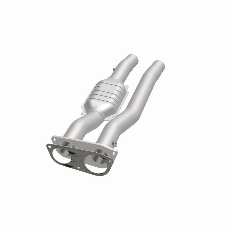 MagnaFlow Direct Fit Catalytic Converter 96-97 7.4L 3500 Truck Rear
