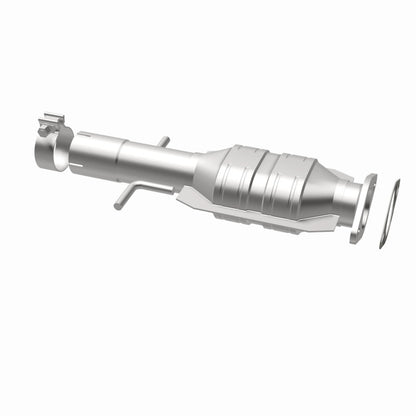 MagnaFlow Direct Fit Catalytic Converter 08 G6 3.5L underbody OEM