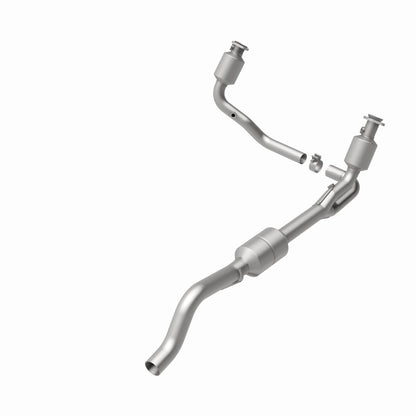 MagnaFlow Direct Fit Catalytic Converter 00-03 Dodge Durango 4.7L