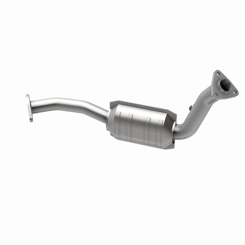 MagnaFlow Direct Fit Catalytic Converter 01-04 Frontier Passenger Side Rear 3.3L