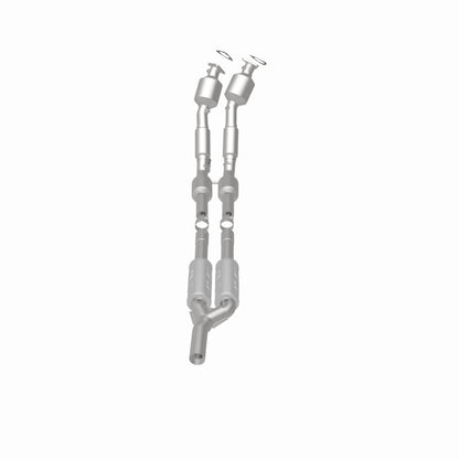 MagnaFlow Direct Fit Catalytic Converter 2012-2015 Passat (B7) 3.6L V6 OEM Grade