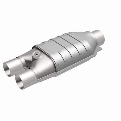 MagnaFlow Universal Catalytic Converter 2/2.5 Single O2 Boss