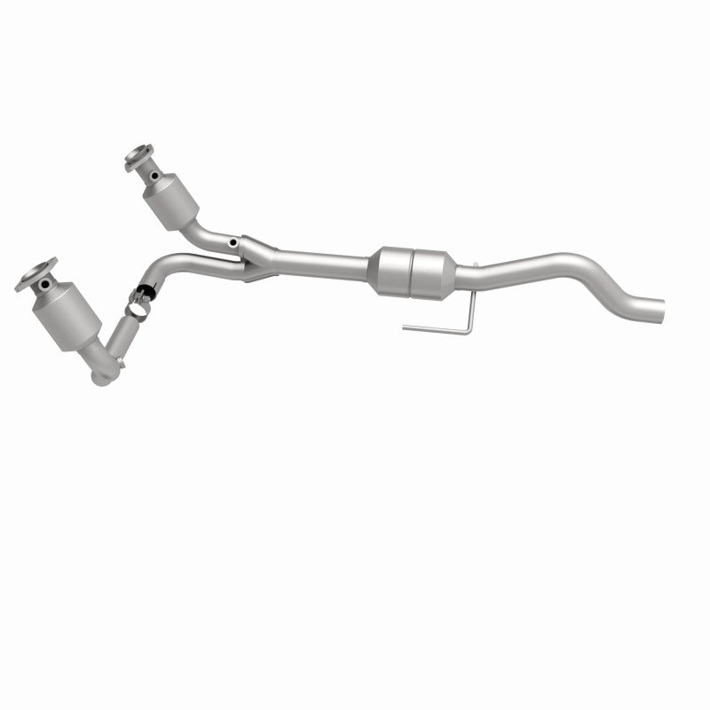 MagnaFlow Direct Fit Catalytic Converter 00-03 Dodge Durango 4.7L