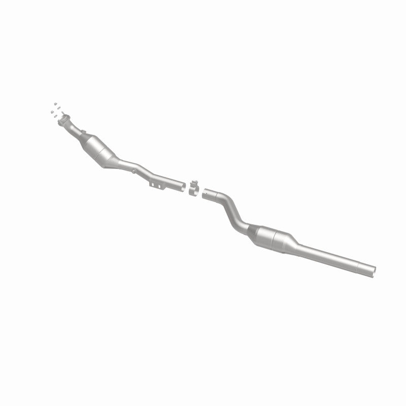 MagnaFlow Direct Fit Catalytic Converter 00-02 Mercedes E430 4.3L