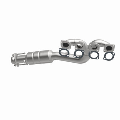 MagnaFlow Direct Fit Catalytic Converter 02-03 BMW 745i 4.4L D/S