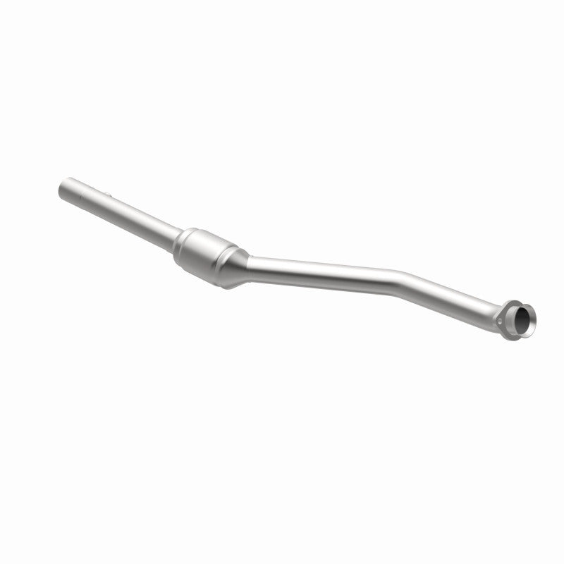 MagnaFlow Direct Fit Catalytic Converter 99-00 BMW 540i 4.4L DS Rear