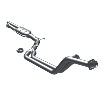 MagnaFlow Direct Fit Catalytic Converter 90-93 Mercedes 190E 2.6L