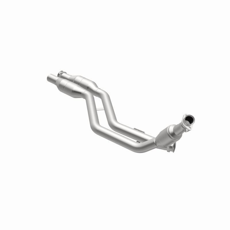 MagnaFlow Direct Fit Catalytic Converter 02-03 Mercedes CLK430 4.3L Passenger Side