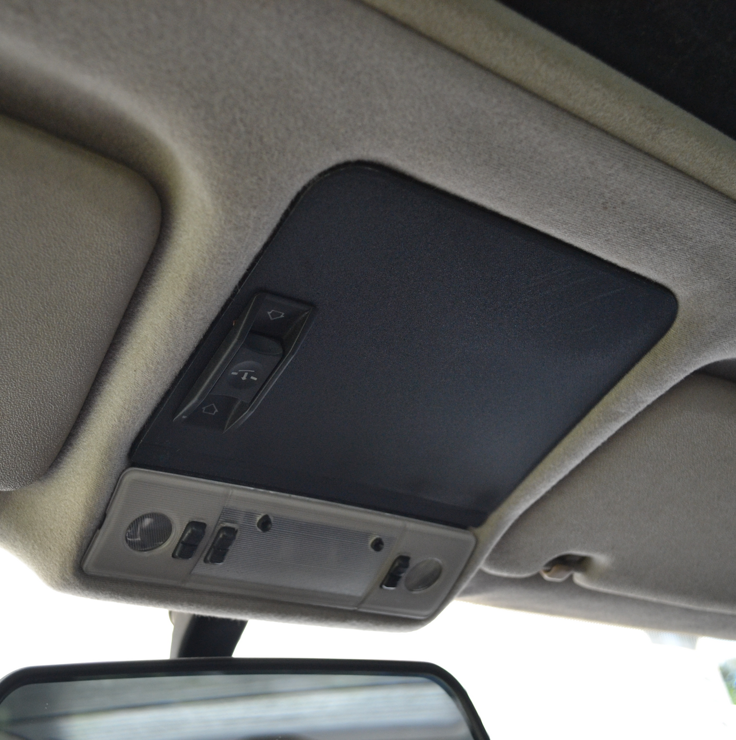 Race German -  E34 Sunroof Panel Replacement