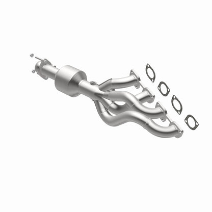 MagnaFlow Direct Fit Catalytic Converter 04-05 BMW 545I 4.4L P/S