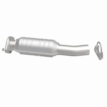 MagnaFlow Direct Fit Catalytic Converter 04 Toyota Sienna 3.3L