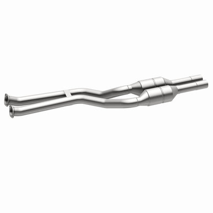MagnaFlow Direct Fit Catalytic Converter BMW 3 01-06 Rear OEM