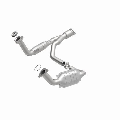 MagnaFlow Direct Fit Catalytic Converter 06-09 TB/Envoy 5.3/6.0 OEM