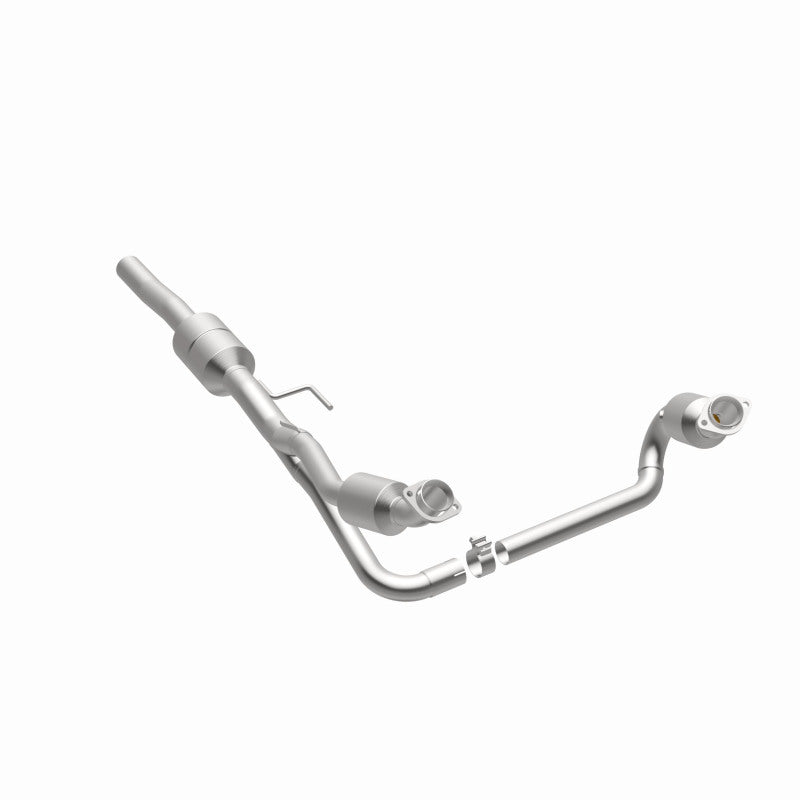 MagnaFlow Direct Fit Catalytic Converter 02-03 Dodge Durango