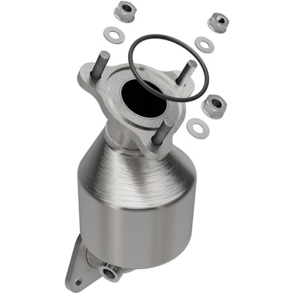 MagnaFlow Direct Fit Catalytic Converter 2010-2011 LaCrosse 3.6 L Underbody