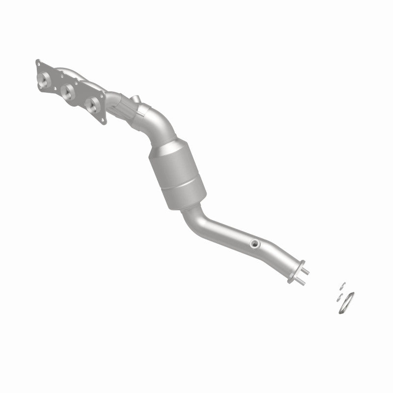 MagnaFlow Direct Fit Catalytic Converter 2008-2010 BMW 528i/528i xDrive 3.0L Underbody