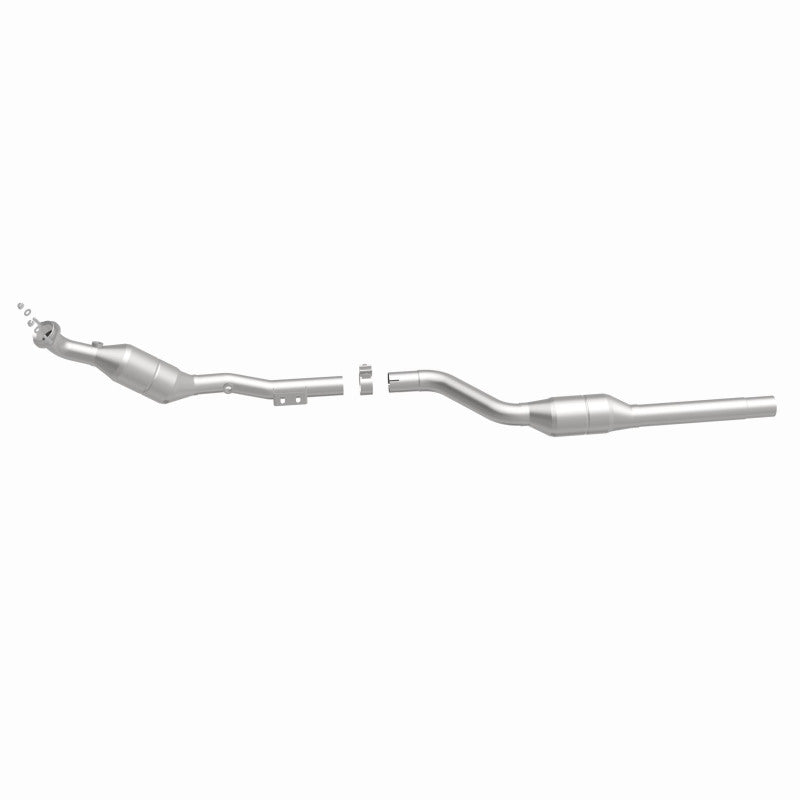 MagnaFlow Direct Fit Catalytic Converter 00-02 Mercedes E430 4.3L