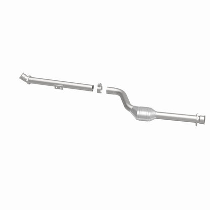 MagnaFlow Direct Fit Catalytic Converter 03-05 Mercedes C230 1.8L