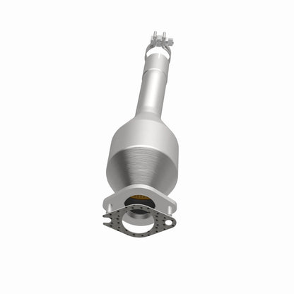 MagnaFlow Direct Fit Catalytic Converter 2010-2013 TRANSIT CONNECT 2.0 L Underbody